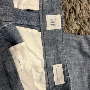 Gap khakis size 6